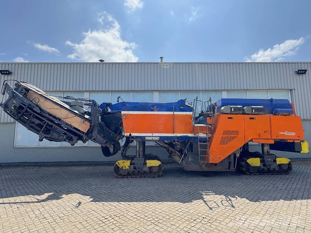 Wirtgen W 2100 Asfalta dzesēšanas iekārtas