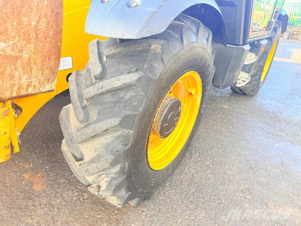 JCB 540-140 Teleszkópos rakodók