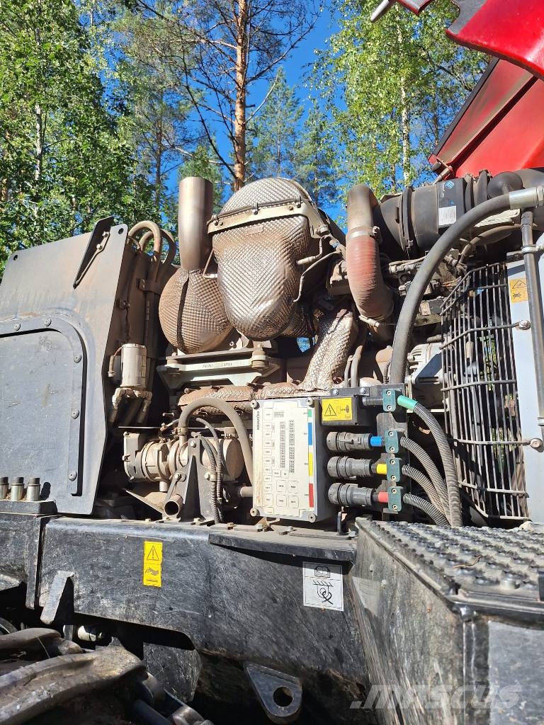 Komatsu 901 cx 8 p Combine forestiere