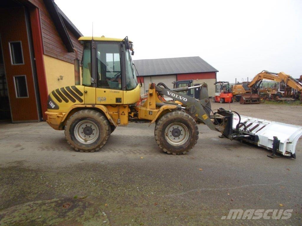 Snöblad Blizzard passande Volvo m.fl i nyskick Muut