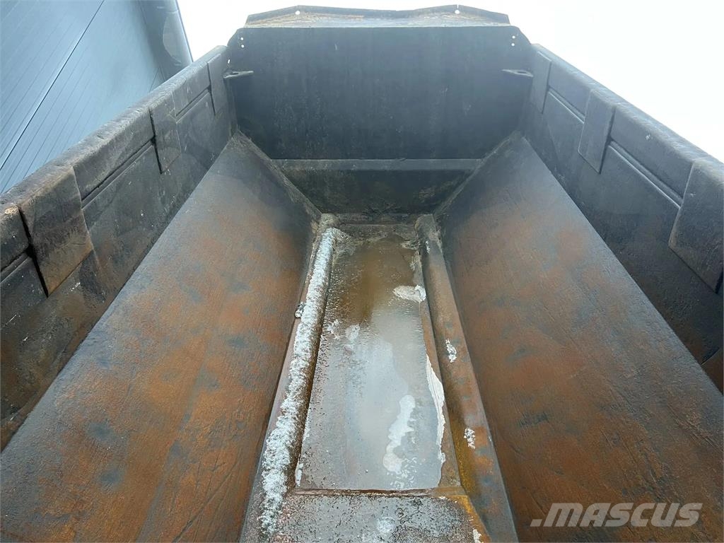 Volvo A30F Caminhão basculante articulado ADT
