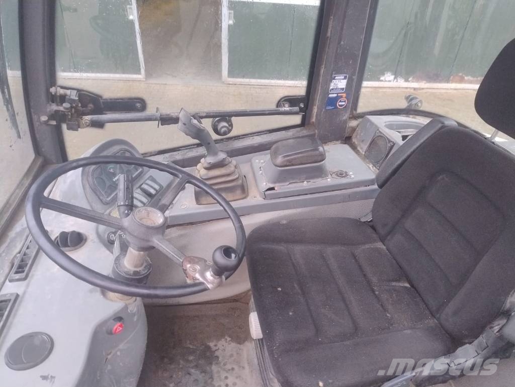 Volvo L 25 B 轮式装载机