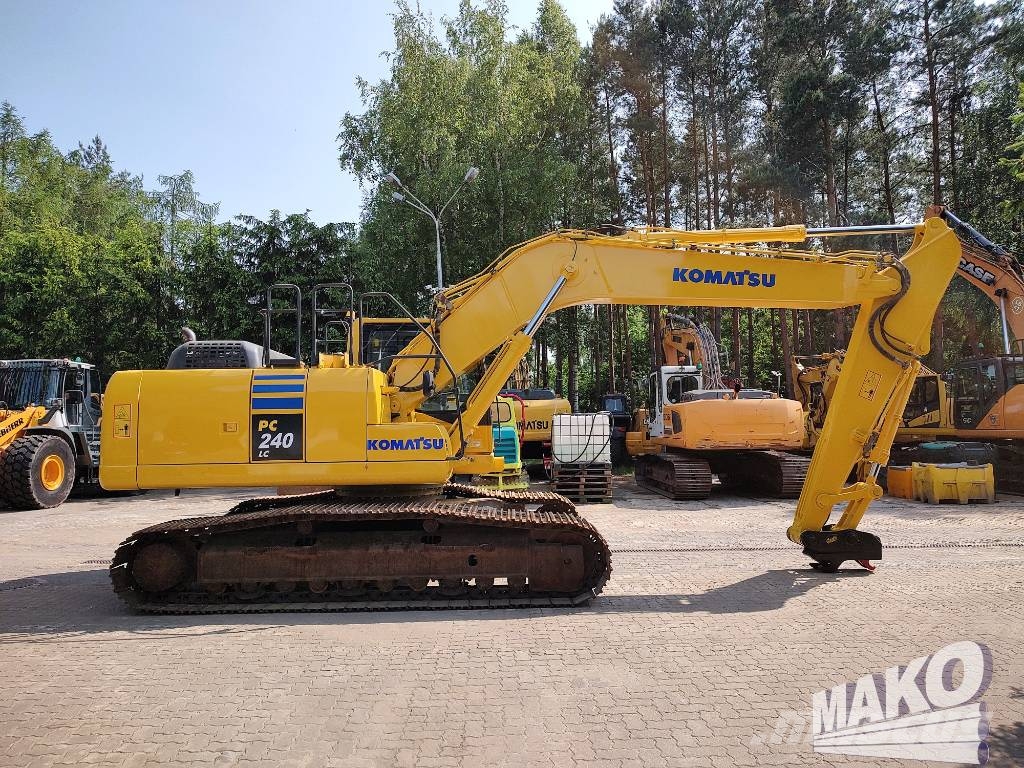 Komatsu PC 240 LC-10 حفارات زحافة