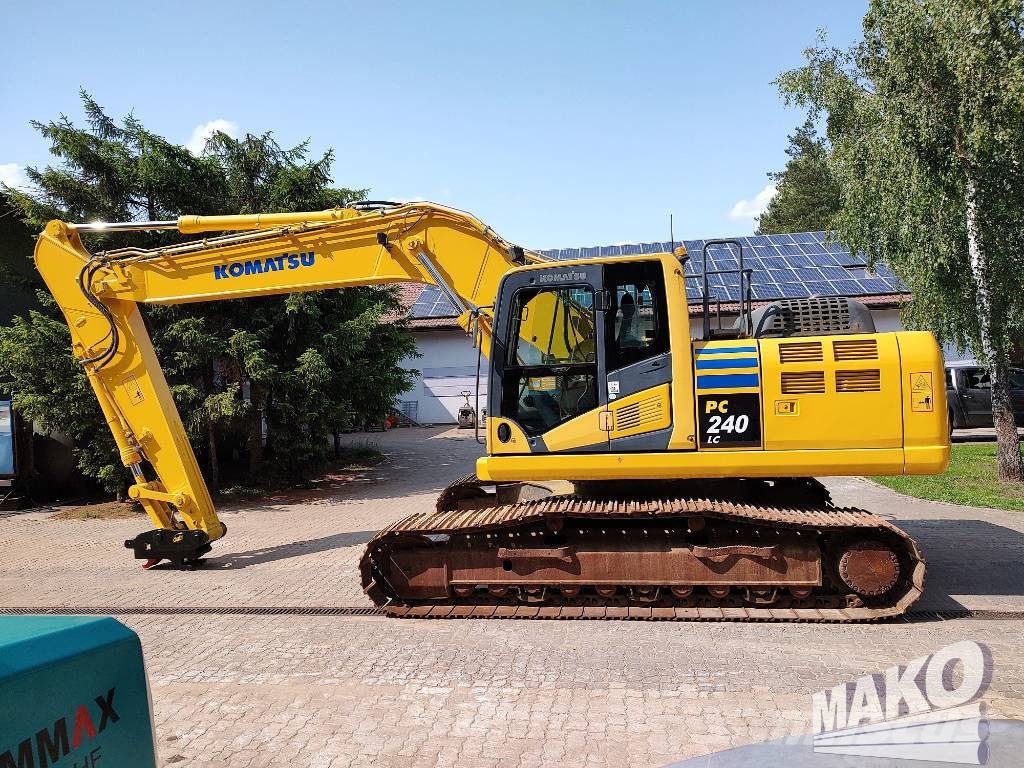 Komatsu PC 240 LC-10 حفارات زحافة