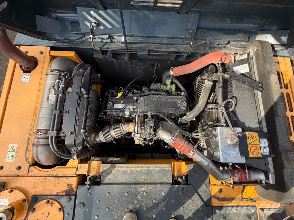 Hyundai HX 260 L Pásová rýpadla