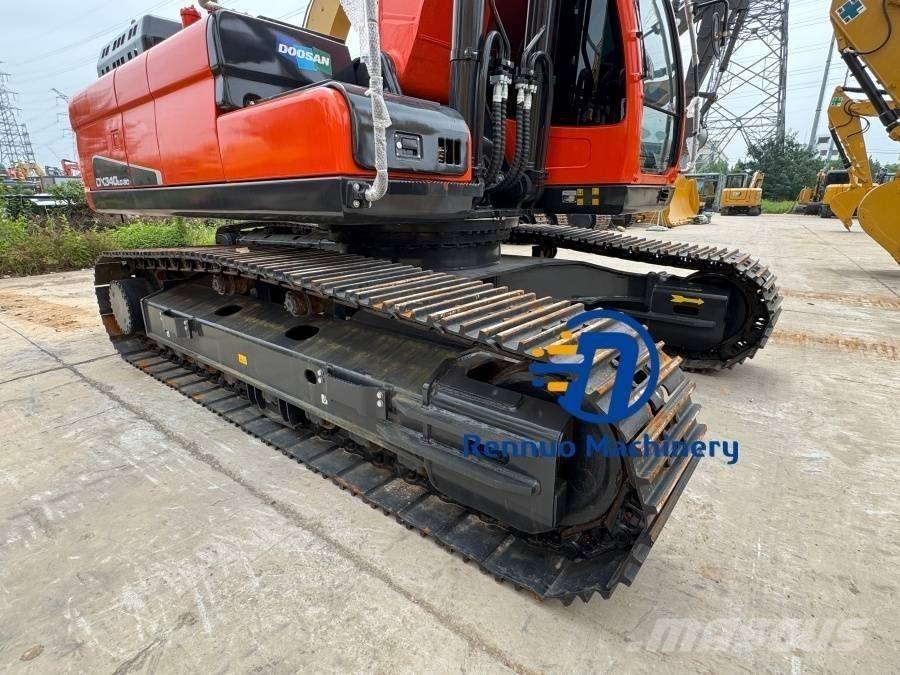 Doosan DX 340 حفارات زحافة