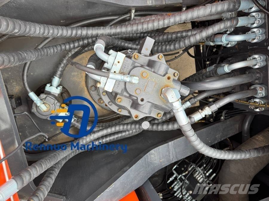Doosan DX 340 حفارات زحافة