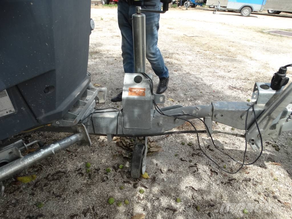 Atlas Copco HIGHLIGHT H6+ أبراج خفيفة