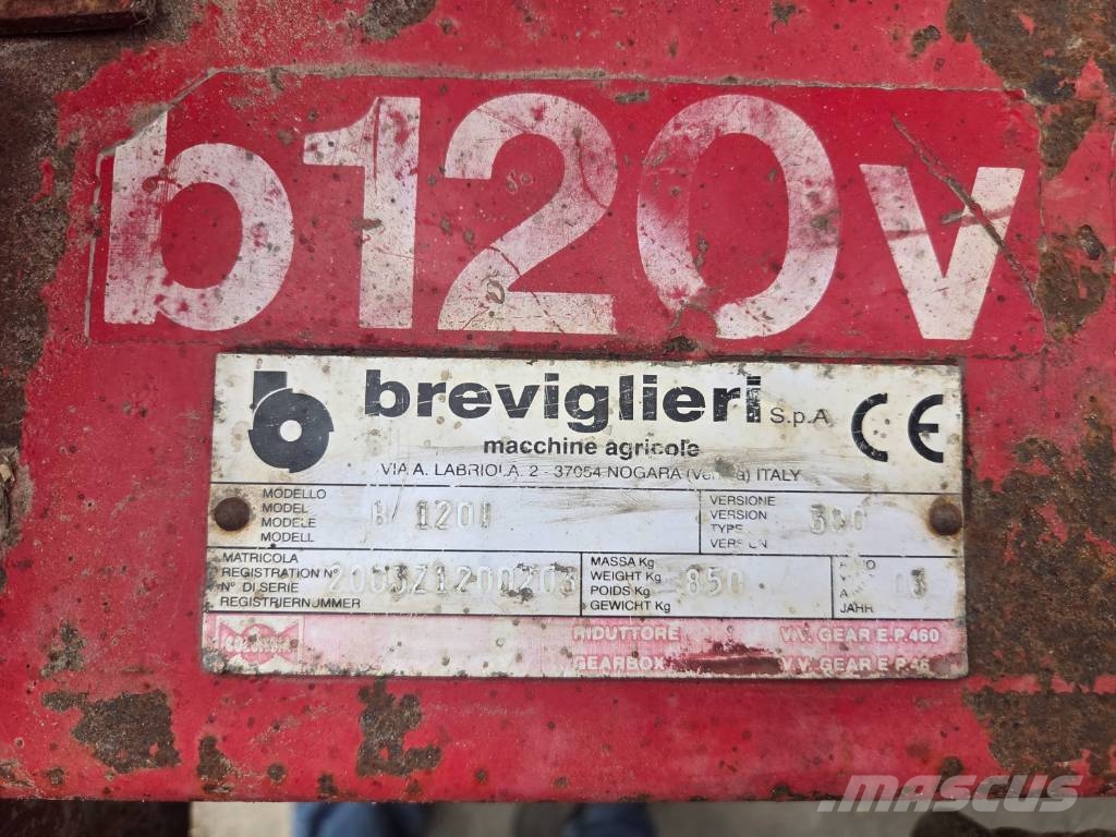 Breviglieri B 120 V الكاسحات وقلابات التربة ذات المحركات
