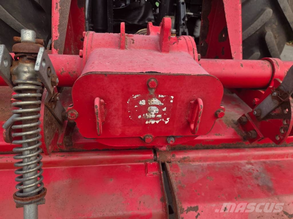 Breviglieri B 120 V الكاسحات وقلابات التربة ذات المحركات