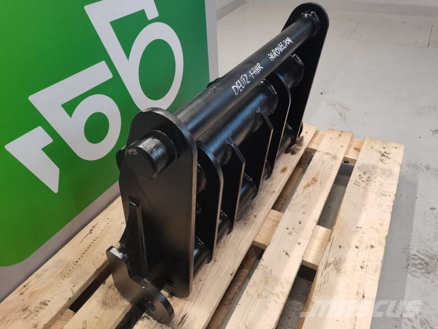 JLG 307 equipment frame Ausleger