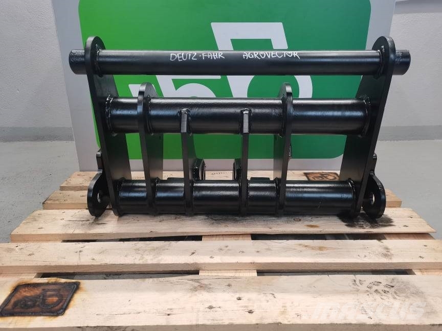 JLG 307 equipment frame Ausleger