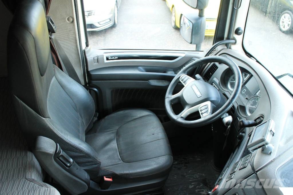 DAF XF 530 FTS 曳引機組件