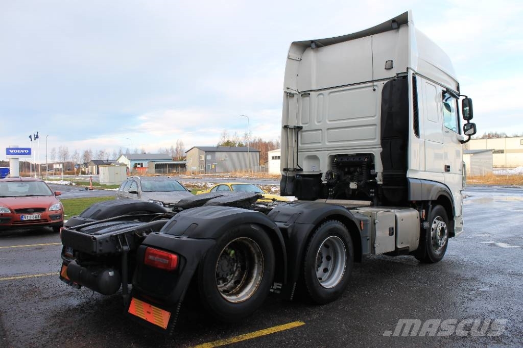 DAF XF 530 FTS 曳引機組件