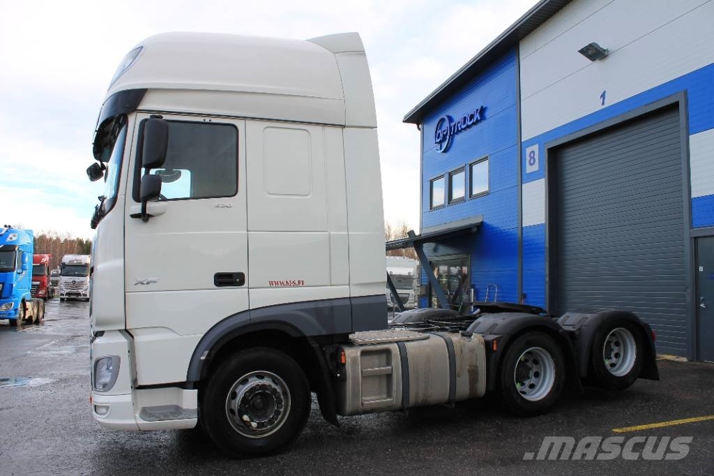 DAF XF 530 FTS 曳引機組件