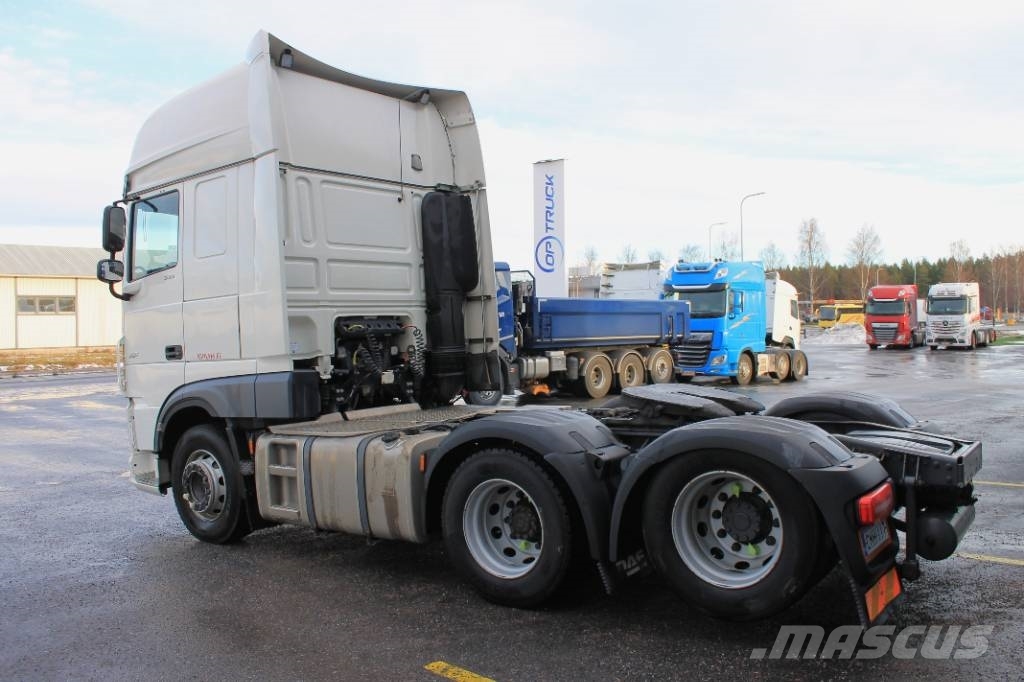 DAF XF 530 FTS 曳引機組件