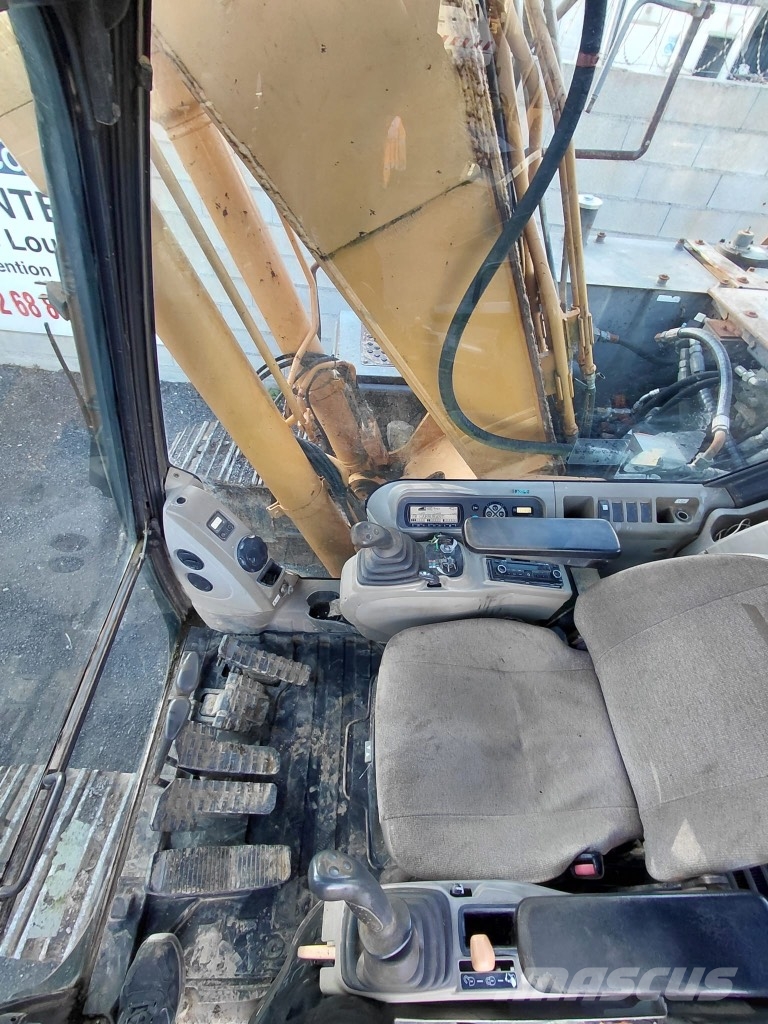 CASE CX 160 B Lánctalpas kotrók