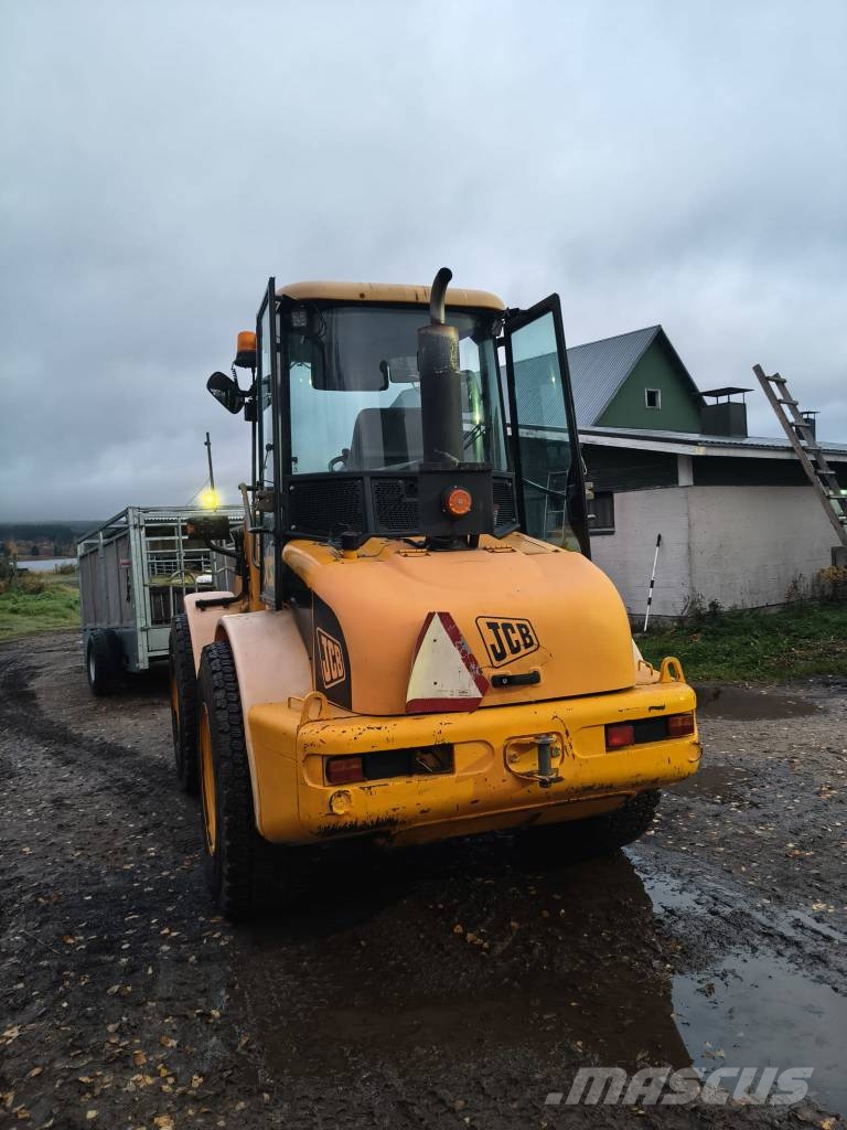 JCB 411 ZX Iekrāvēji uz riteņiem