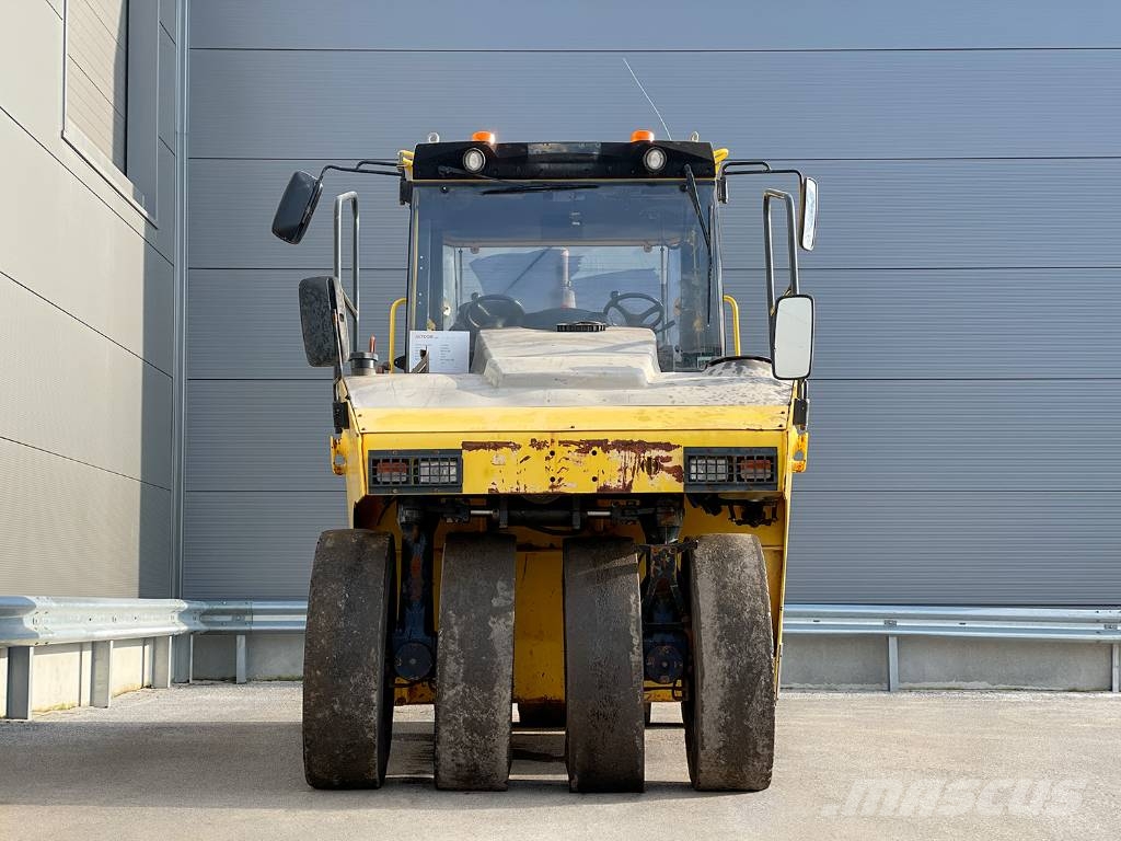 Bomag BW 25 RH Pneumorehvidega rullid
