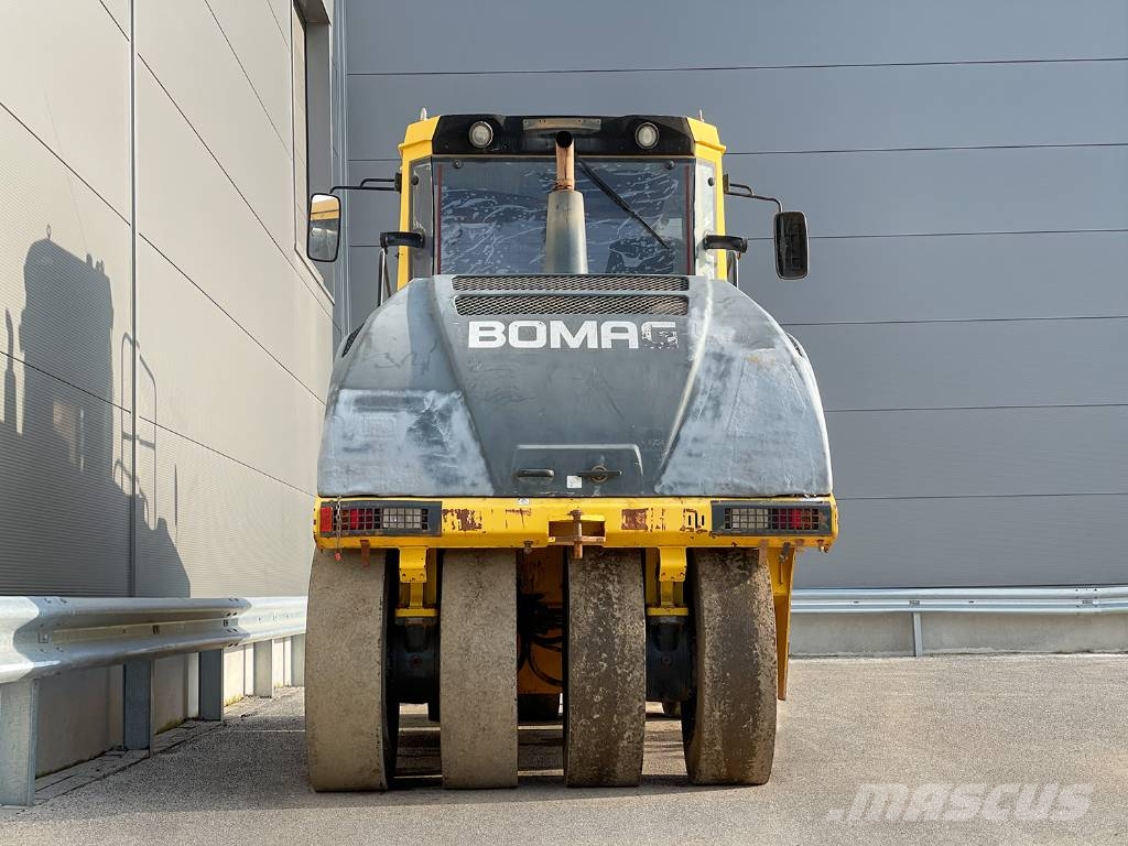 Bomag BW 25 RH Pneumorehvidega rullid