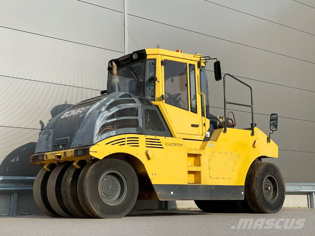 Bomag BW 25 RH Pneumorehvidega rullid