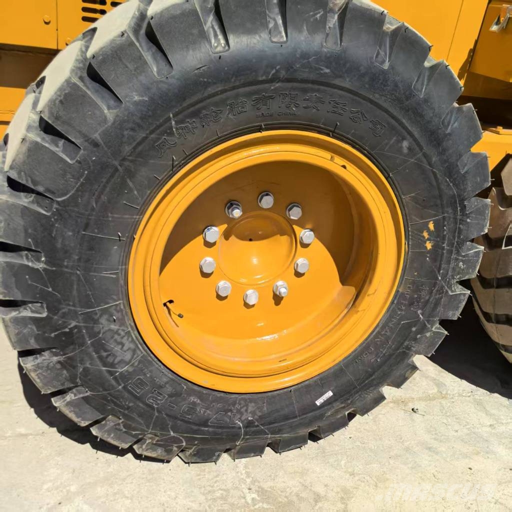 CAT 140 K Grederji