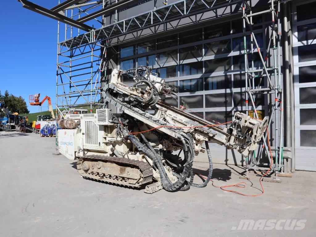 Comacchio MC 600 Анкерни сондажни платформи