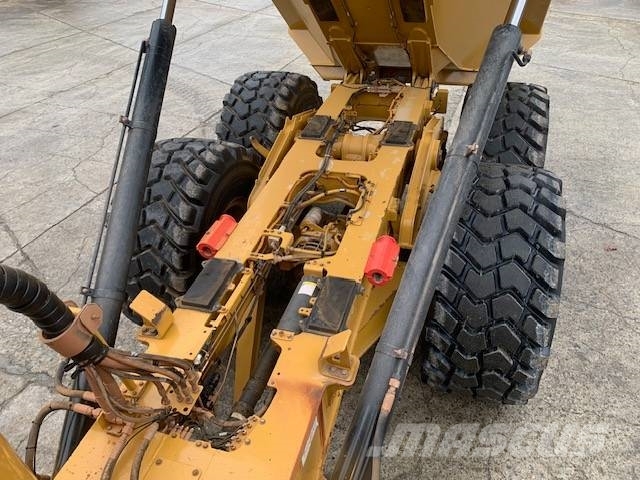CAT 730 Dúmpers articulados