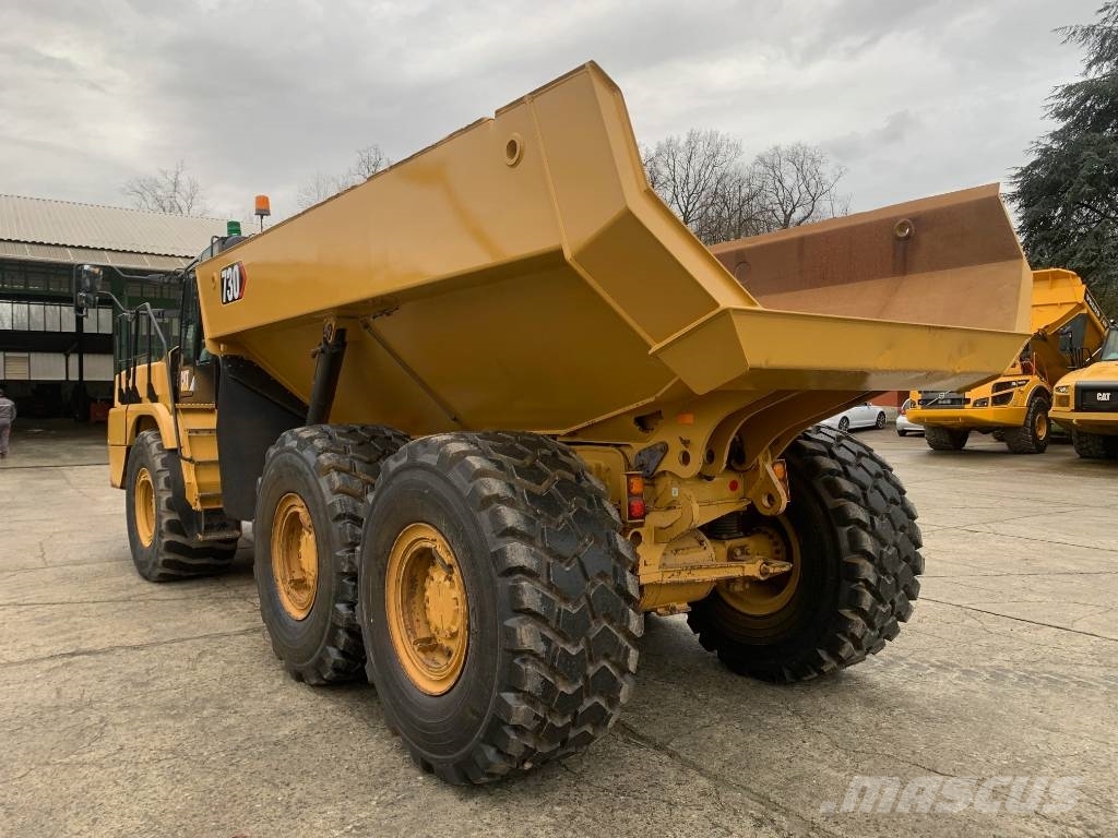 CAT 730 Dúmpers articulados