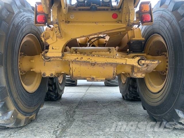 CAT 730 Dúmpers articulados