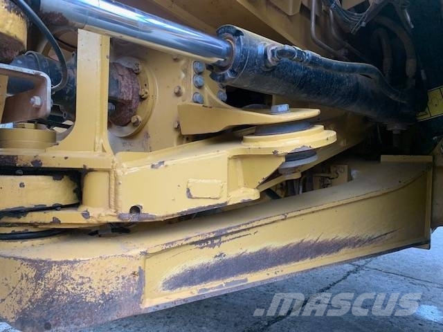 CAT 730 Dúmpers articulados