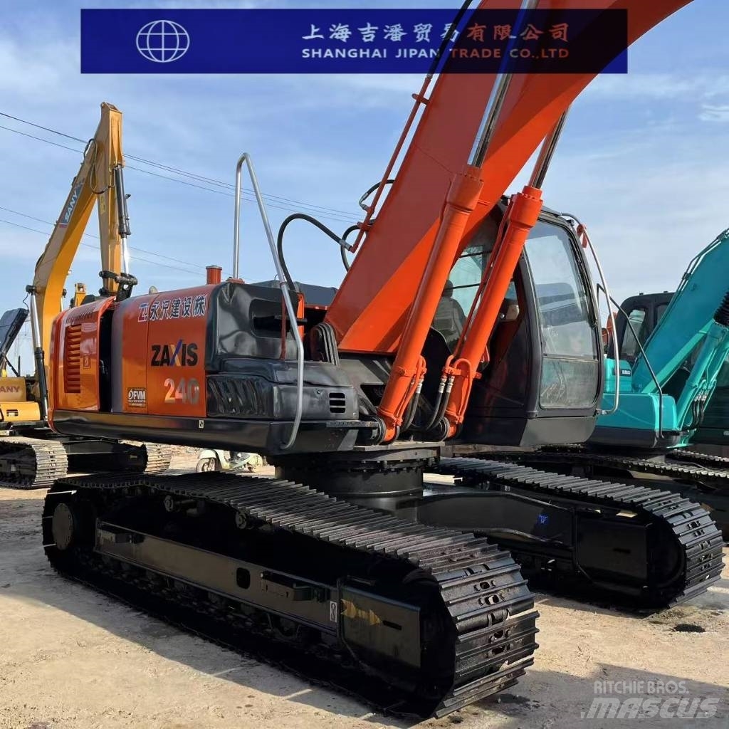 Hitachi ZX 240, 2023, China - Used crawler excavators Hitachi ZX 240, 2023, China - Used crawler excavators