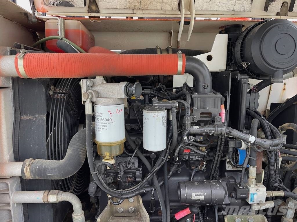 Dynapac CP 142 胶轮压路机