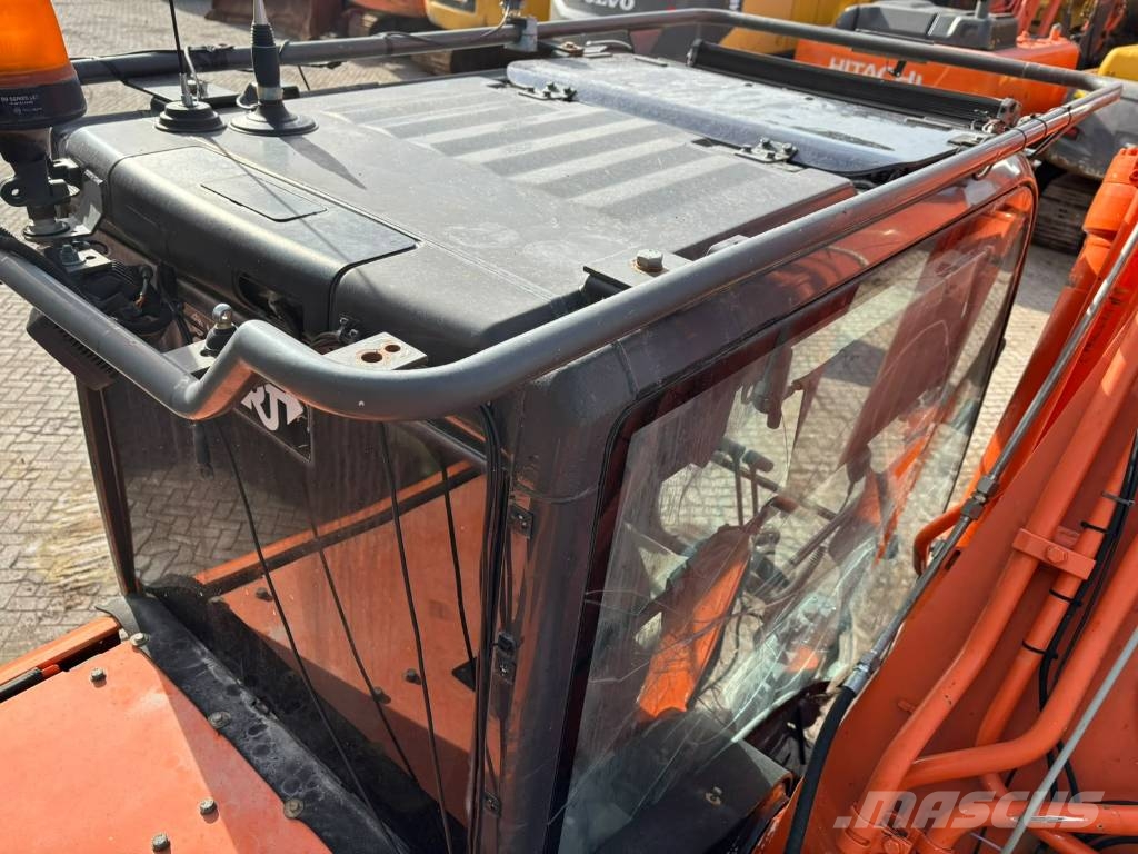 Hitachi ZX 290 LC-5B Bagri goseničarji