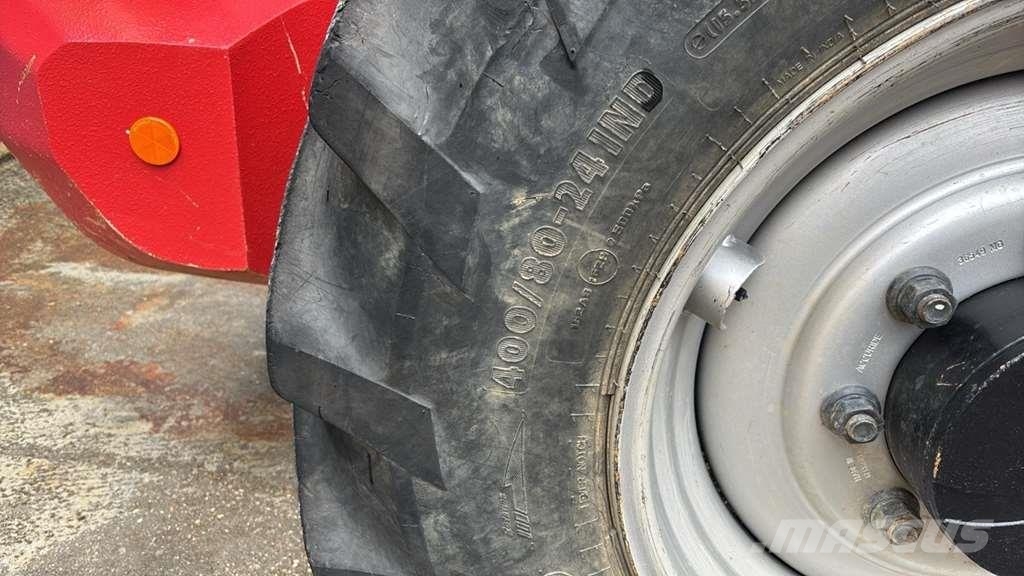 Manitou MT 1335H مناولات متداخلة