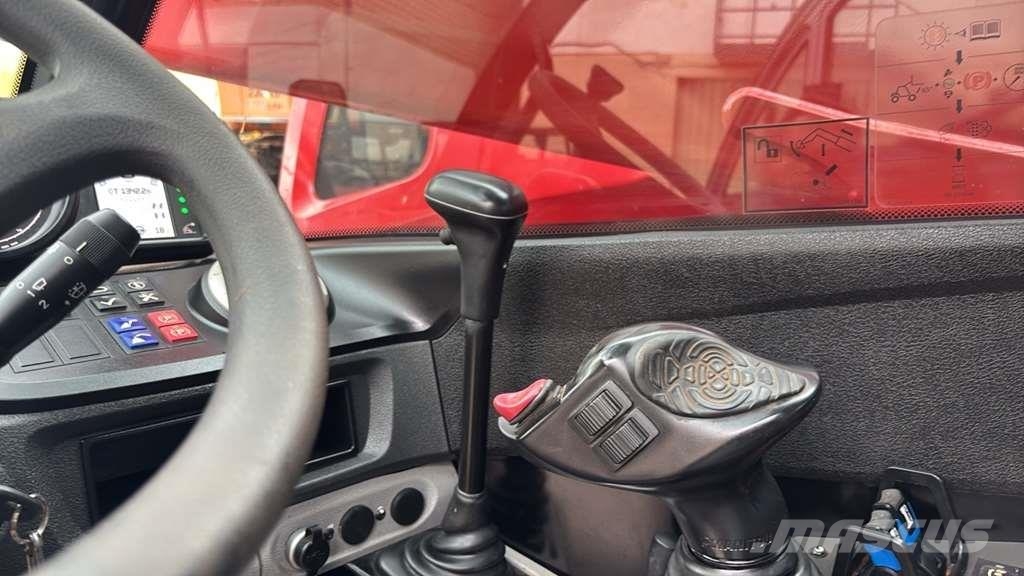 Manitou MT 1335H مناولات متداخلة