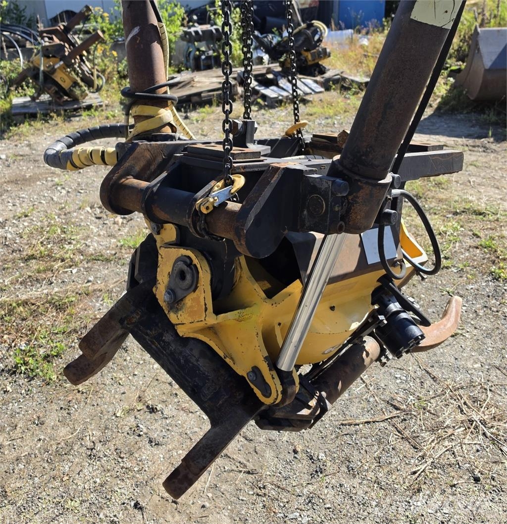 Engcon NTP-10 Volteadoras