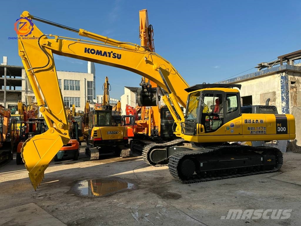 Komatsu PC 300 Εκσκαφείς με ερπύστριες
