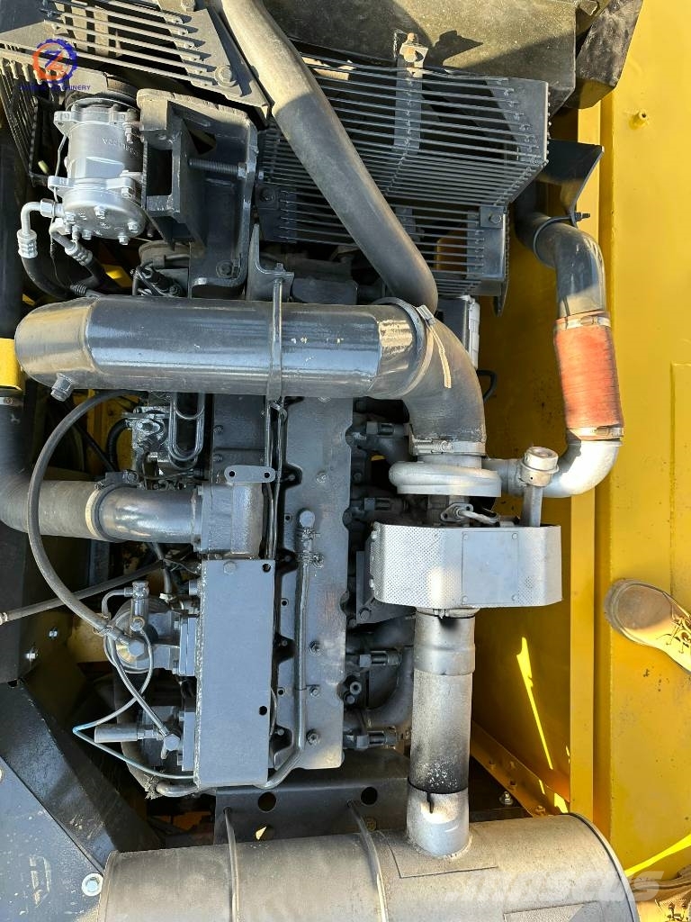 Komatsu PC 300 Εκσκαφείς με ερπύστριες