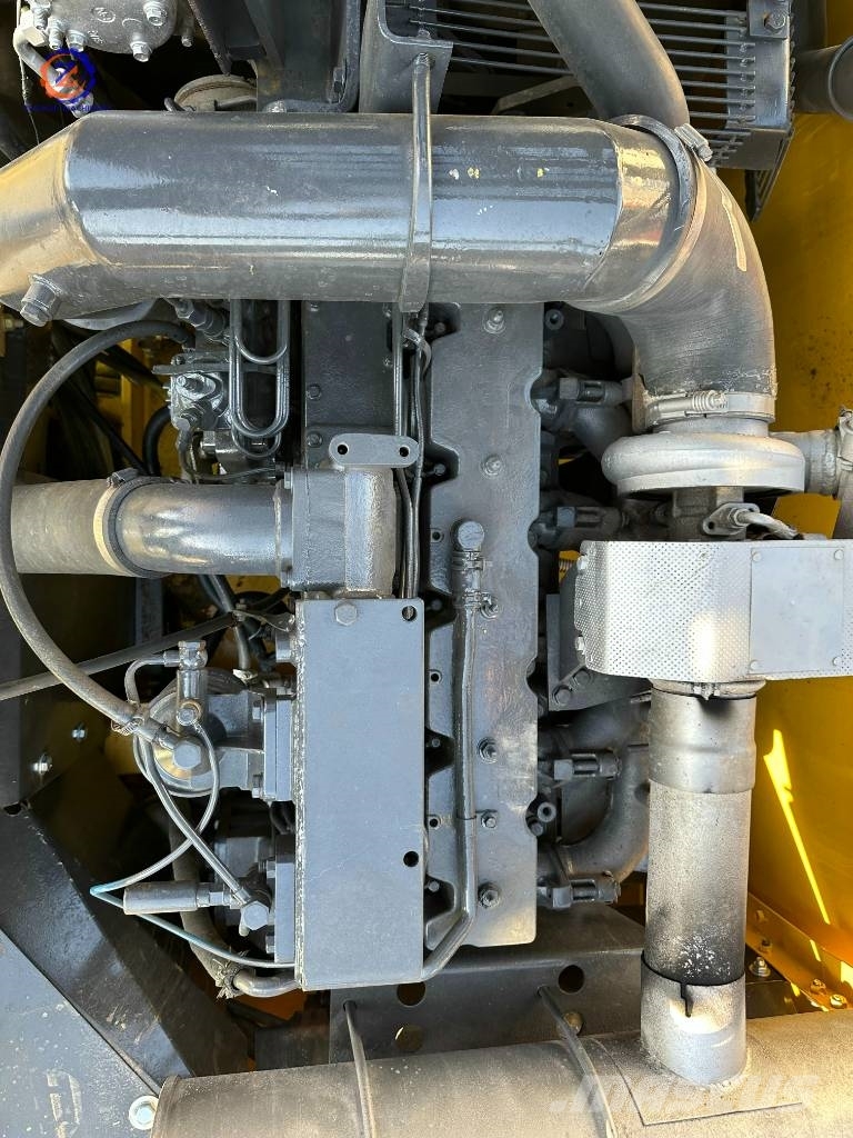 Komatsu PC 300 Εκσκαφείς με ερπύστριες