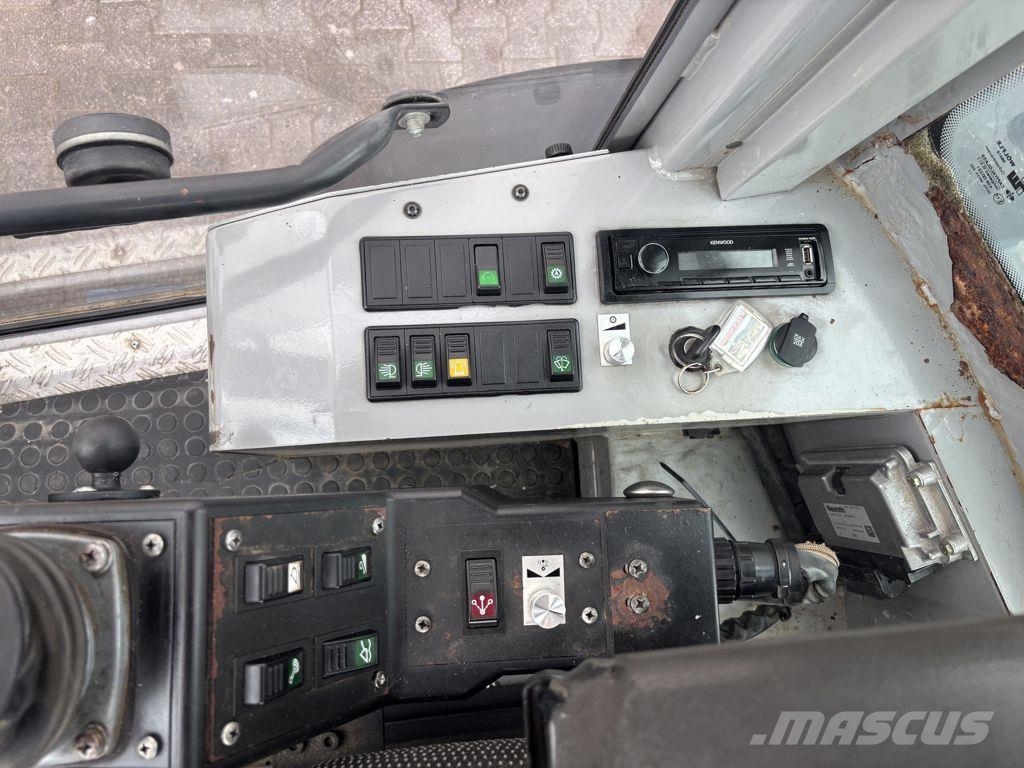 Paus SL 755 Wielladers