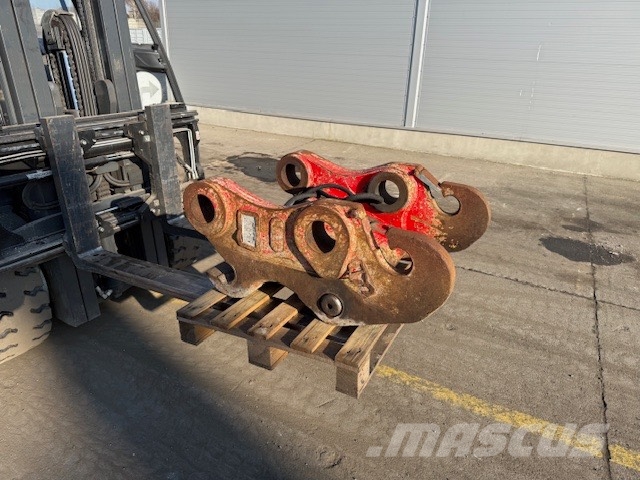 Liebherr R 944 C SW 66 QUICK CONNECTOR موصلات سريعة
