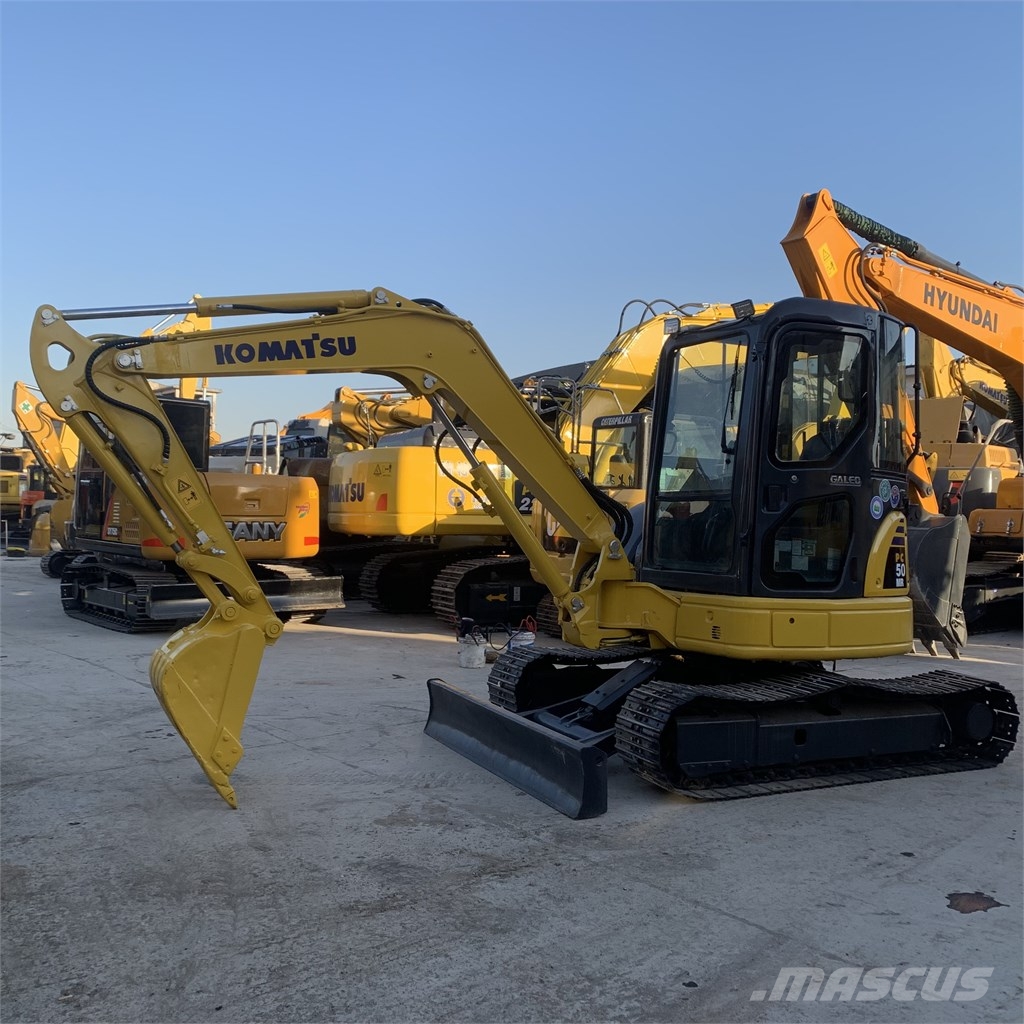 Komatsu PC 50 MR 小型挖掘机