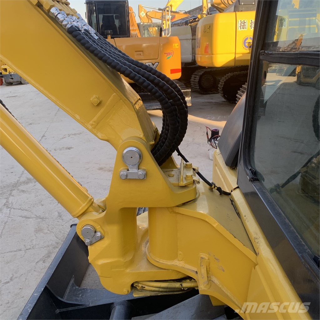 Komatsu PC 50 MR 小型挖掘机