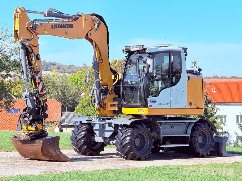 Liebherr A 912 Compact Litronic Kolová rýpadla