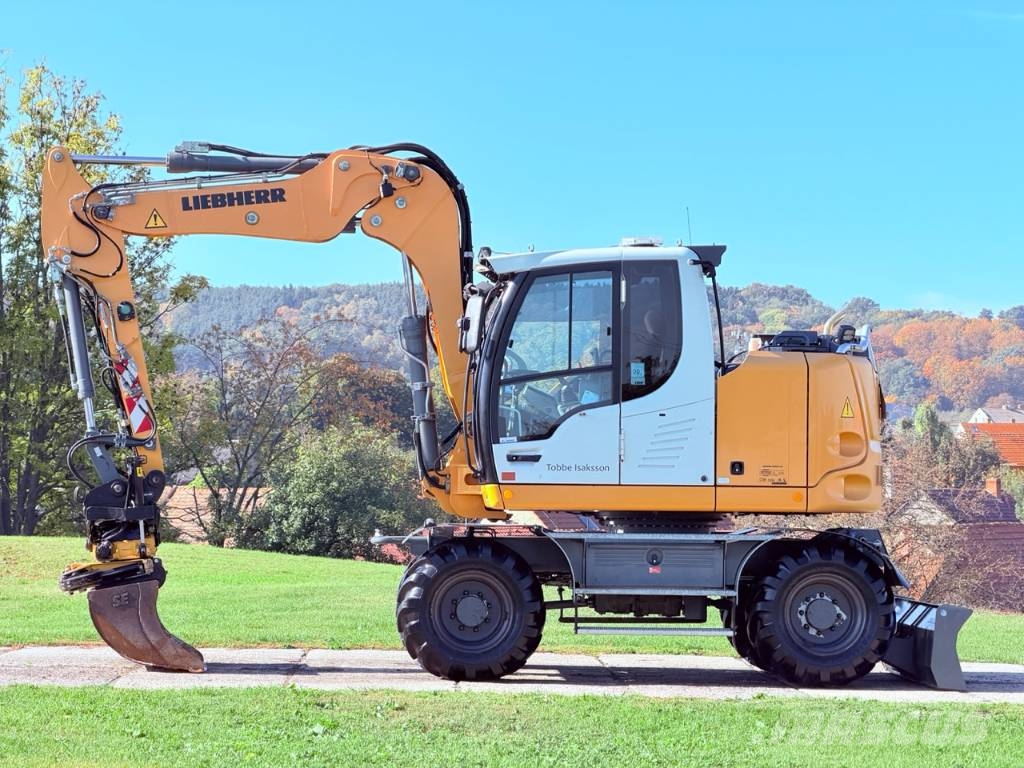 Liebherr A 912 Compact Litronic Kolová rýpadla