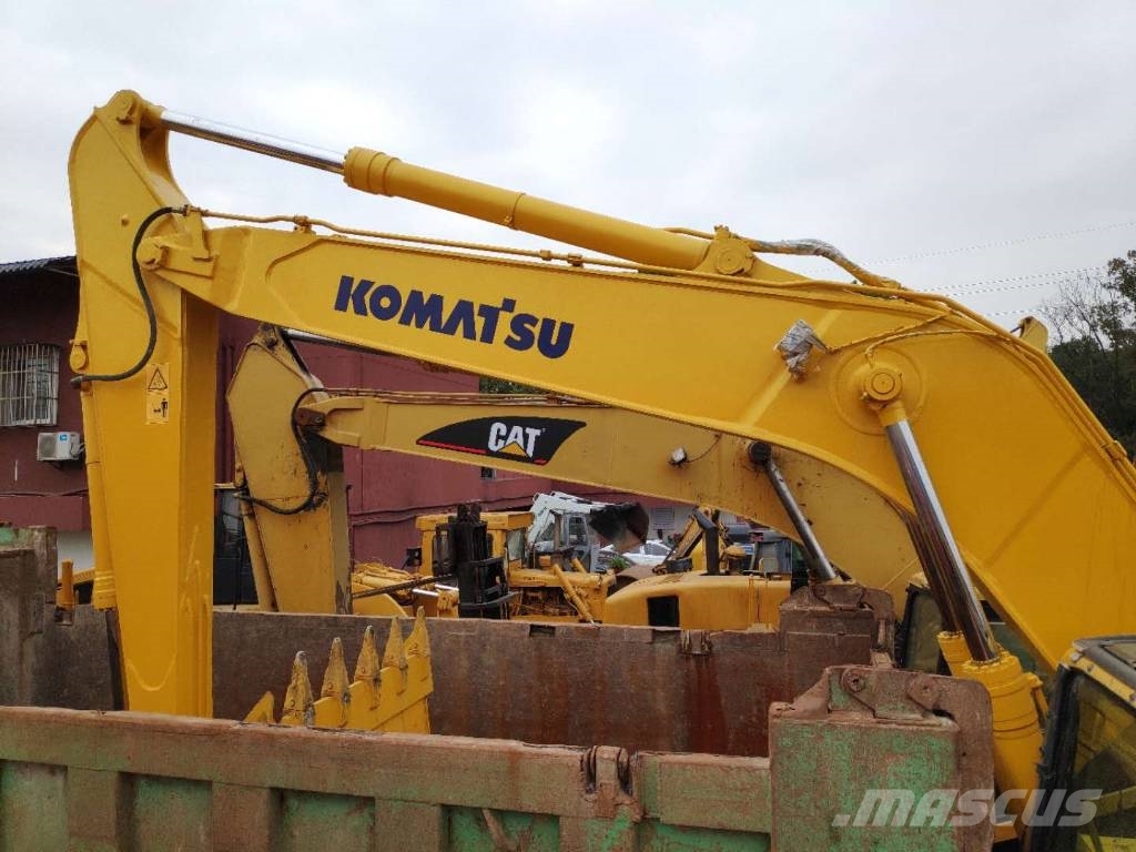 Komatsu PC 300-7 construction excavator Εκσκαφείς με ερπύστριες