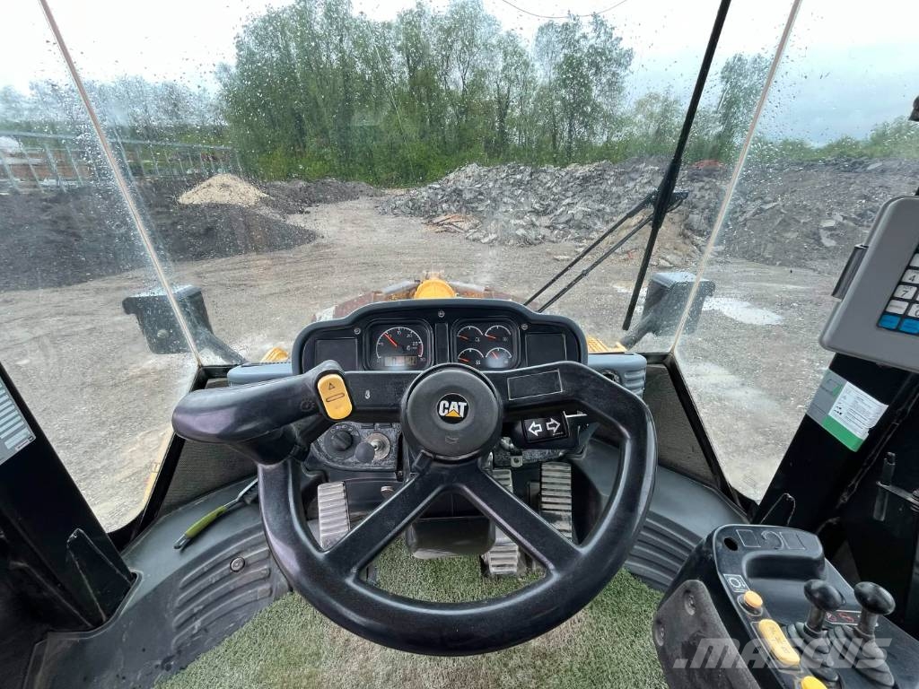 CAT 962 H Фронтальні навантажувачі