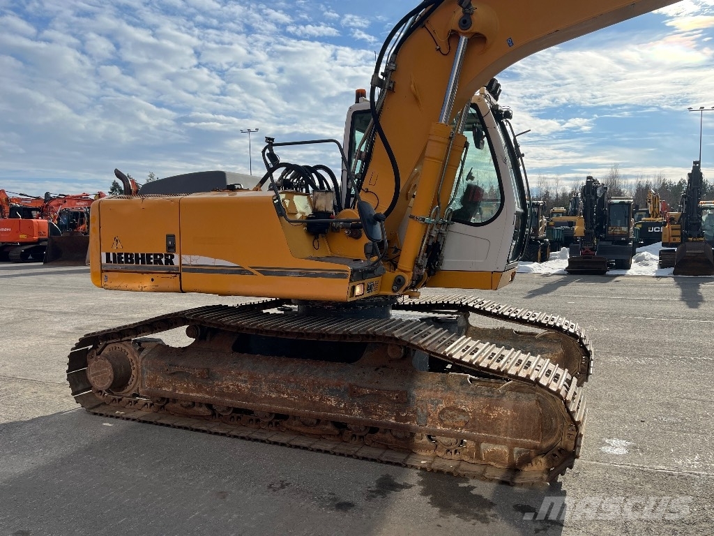 Liebherr 904 / Engcon, Kauha, Rasvari, Lämmitin Excavadoras sobre orugas