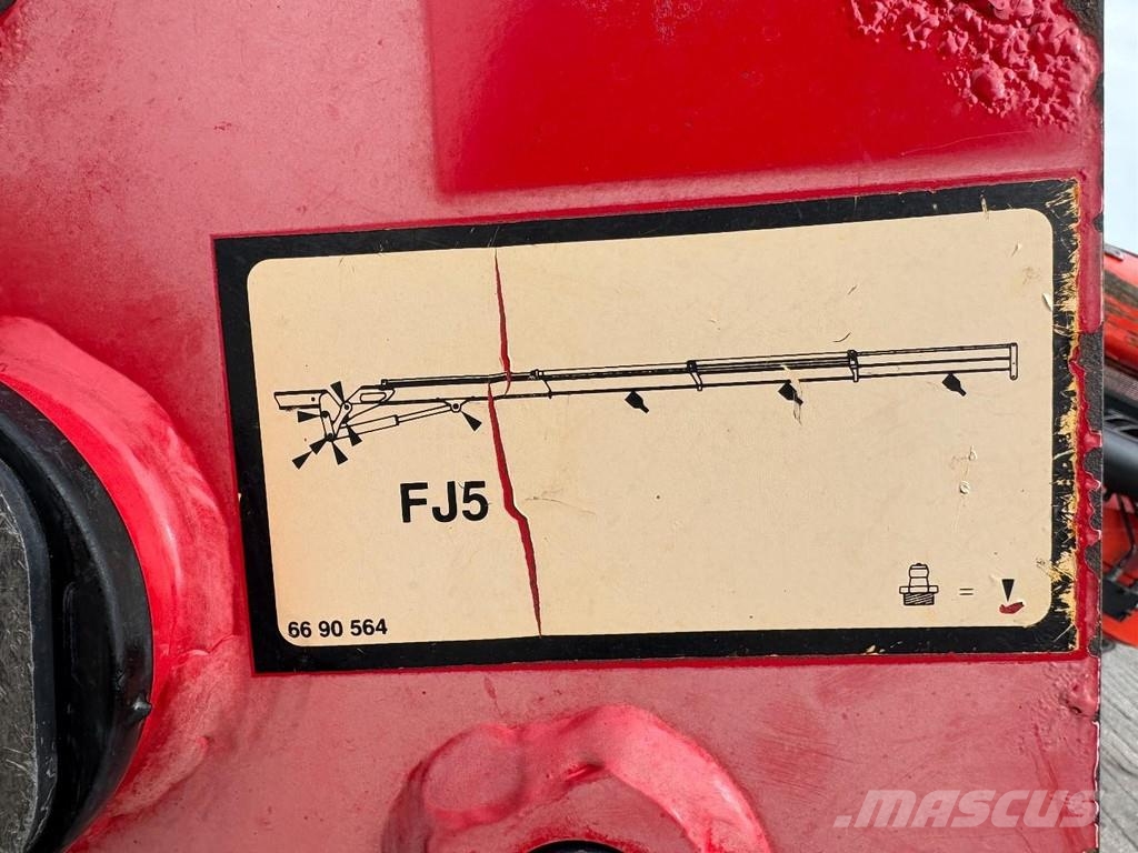 HMF FJ5 + 3x hydraulic extendable رافعات تحميل
